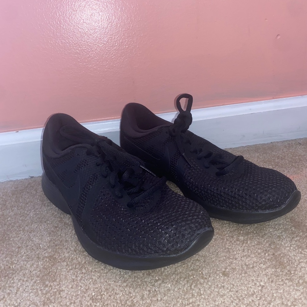 Black Nike Running Shoes
